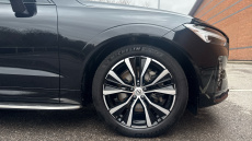 Volvo XC60 2.0 B5P Ultimate Dark 5dr AWD Geartronic Petrol Estate